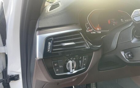 BMW 5 серия, 2017 год, 4 700 000 рублей, 11 фотография