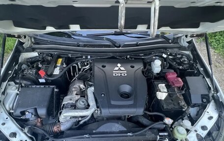 Mitsubishi Pajero Sport III рестайлинг, 2018 год, 2 450 000 рублей, 11 фотография