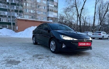 Hyundai Elantra VI рестайлинг, 2019 год, 1 799 999 рублей, 3 фотография
