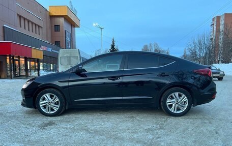Hyundai Elantra VI рестайлинг, 2019 год, 1 799 999 рублей, 8 фотография