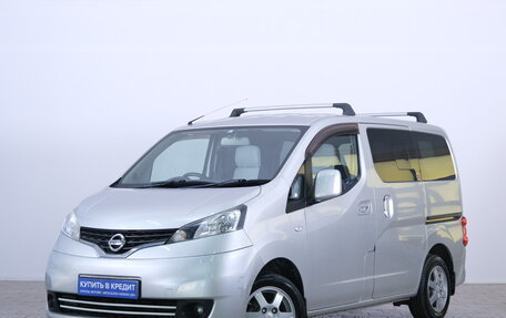 Nissan NV200, 2011 год, 1 599 000 рублей, 4 фотография