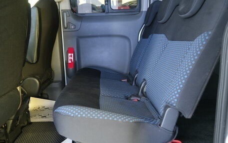 Nissan NV200, 2011 год, 1 599 000 рублей, 20 фотография