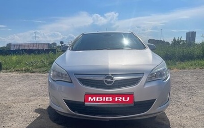 Opel Astra J, 2010 год, 550 000 рублей, 1 фотография