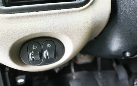 Chevrolet Niva I рестайлинг, 2006 год, 369 900 рублей, 16 фотография