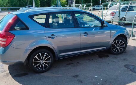 KIA cee'd I рестайлинг, 2009 год, 575 000 рублей, 2 фотография