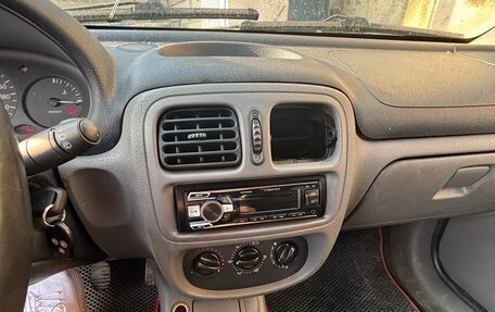 Renault Clio III, 2002 год, 169 000 рублей, 10 фотография