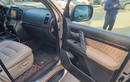 Toyota Land Cruiser 200, 2008 год, 3 150 000 рублей, 26 фотография
