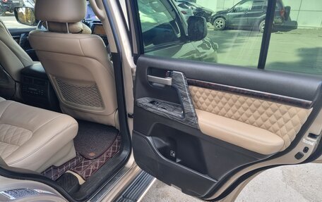 Toyota Land Cruiser 200, 2008 год, 3 150 000 рублей, 28 фотография
