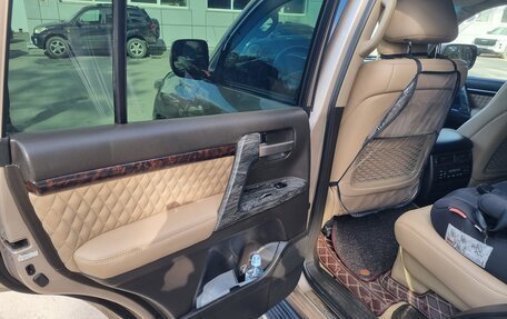 Toyota Land Cruiser 200, 2008 год, 3 150 000 рублей, 31 фотография