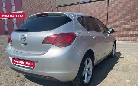 Opel Astra J, 2010 год, 550 000 рублей, 6 фотография