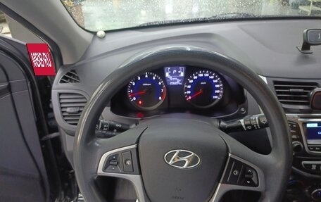 Hyundai Solaris II рестайлинг, 2015 год, 950 000 рублей, 8 фотография