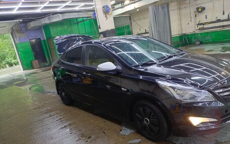 Hyundai Solaris II рестайлинг, 2015 год, 950 000 рублей, 15 фотография