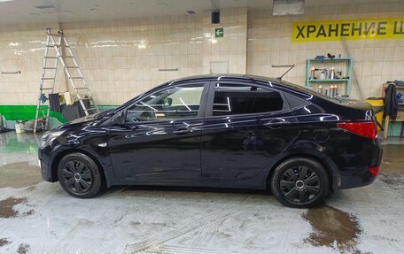 Hyundai Solaris II рестайлинг, 2015 год, 950 000 рублей, 11 фотография