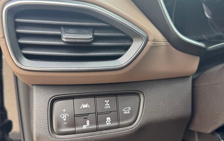 Hyundai Santa Fe IV, 2018 год, 3 180 000 рублей, 16 фотография
