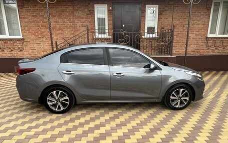 KIA Rio IV, 2017 год, 1 300 000 рублей, 3 фотография