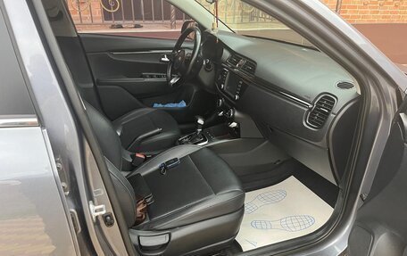 KIA Rio IV, 2017 год, 1 300 000 рублей, 10 фотография
