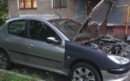 Peugeot 206, 2004 год, 325 000 рублей, 4 фотография
