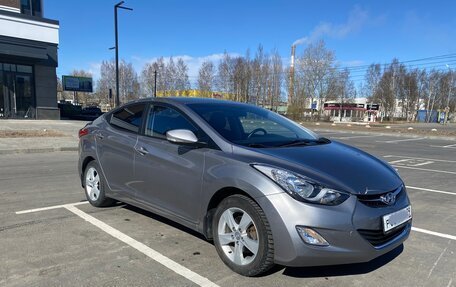 Hyundai Elantra V, 2013 год, 900 000 рублей, 3 фотография