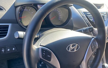 Hyundai Elantra V, 2013 год, 900 000 рублей, 5 фотография