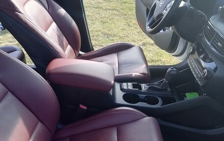 Hyundai Tucson III, 2018 год, 1 950 000 рублей, 13 фотография