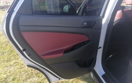 Hyundai Tucson III, 2018 год, 1 950 000 рублей, 12 фотография