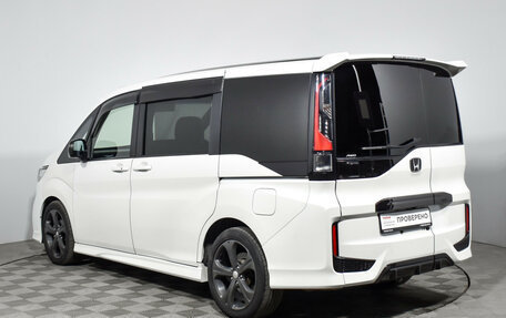 Honda Stepwgn IV, 2018 год, 3 050 000 рублей, 8 фотография