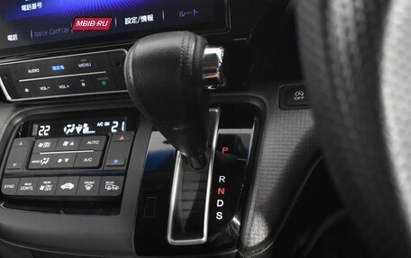 Honda Stepwgn IV, 2018 год, 3 050 000 рублей, 20 фотография