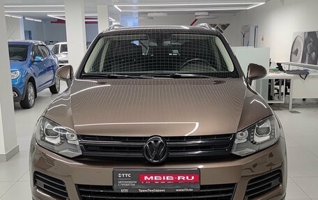 Volkswagen Touareg III, 2013 год, 2 250 000 рублей, 2 фотография