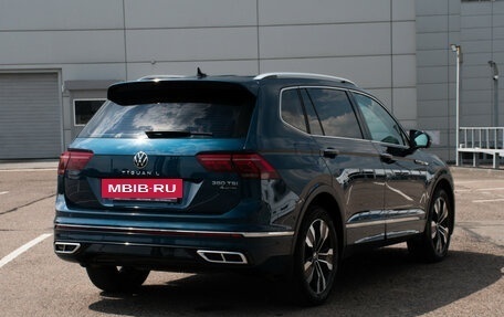 Volkswagen Tiguan II, 2023 год, 4 148 000 рублей, 6 фотография