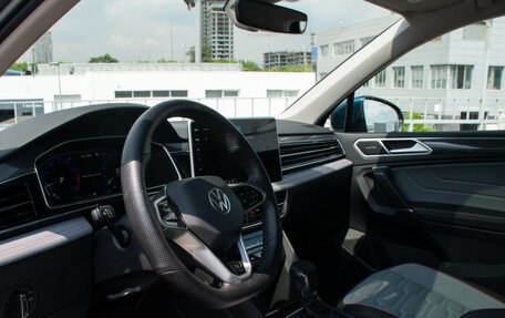 Volkswagen Tiguan II, 2023 год, 4 148 000 рублей, 10 фотография