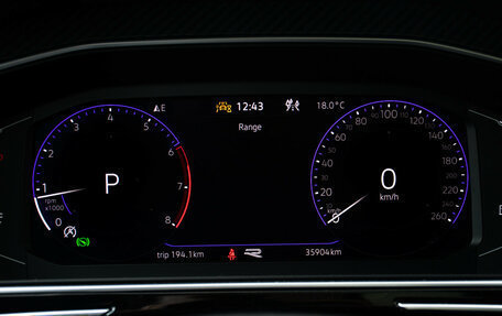 Volkswagen Tiguan II, 2023 год, 4 148 000 рублей, 11 фотография