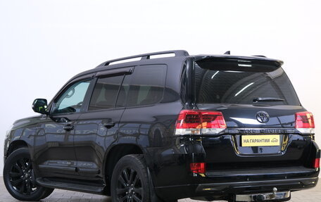 Toyota Land Cruiser 200, 2017 год, 6 499 000 рублей, 5 фотография