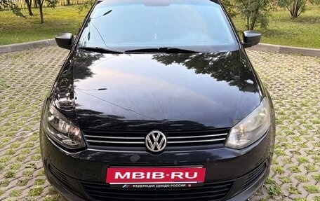 Volkswagen Polo VI (EU Market), 2010 год, 550 000 рублей, 1 фотография