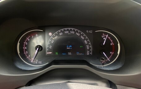 Toyota RAV4, 2021 год, 3 700 000 рублей, 15 фотография