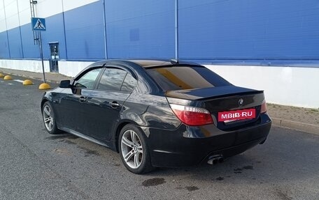 BMW 5 серия, 2004 год, 920 000 рублей, 7 фотография