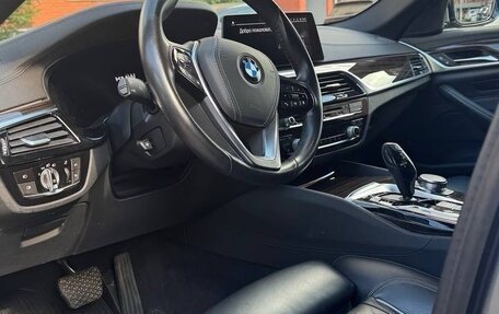 BMW 5 серия, 2019 год, 3 950 000 рублей, 4 фотография