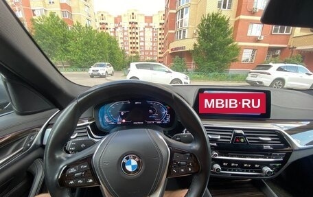BMW 5 серия, 2019 год, 3 950 000 рублей, 20 фотография