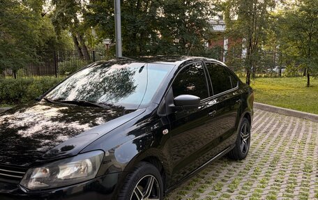 Volkswagen Polo VI (EU Market), 2010 год, 550 000 рублей, 2 фотография