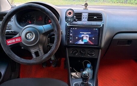 Volkswagen Polo VI (EU Market), 2010 год, 550 000 рублей, 8 фотография