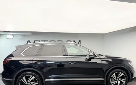 Volkswagen Touareg III, 2020 год, 4 950 000 рублей, 5 фотография