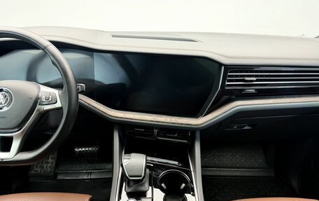 Volkswagen Touareg III, 2020 год, 4 950 000 рублей, 17 фотография