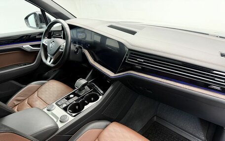 Volkswagen Touareg III, 2020 год, 4 950 000 рублей, 14 фотография