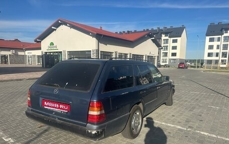 Mercedes-Benz E-Класс, 1994 год, 270 000 рублей, 3 фотография