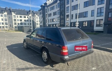Mercedes-Benz E-Класс, 1994 год, 270 000 рублей, 4 фотография