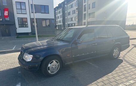 Mercedes-Benz E-Класс, 1994 год, 270 000 рублей, 5 фотография