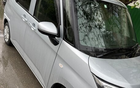 Toyota Roomy I, 2021 год, 1 150 000 рублей, 3 фотография