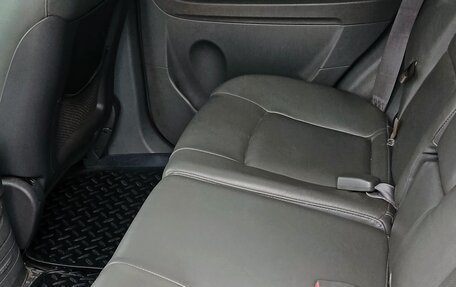 Hyundai Santa Fe III рестайлинг, 2002 год, 660 000 рублей, 15 фотография