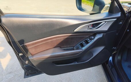 Mazda 3, 2018 год, 1 480 000 рублей, 11 фотография