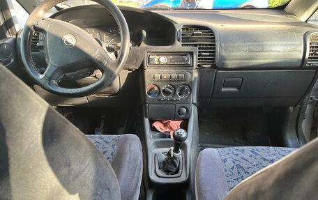Opel Zafira A рестайлинг, 2000 год, 145 000 рублей, 12 фотография