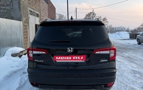 Honda Pilot III рестайлинг, 2021 год, 2 200 000 рублей, 7 фотография